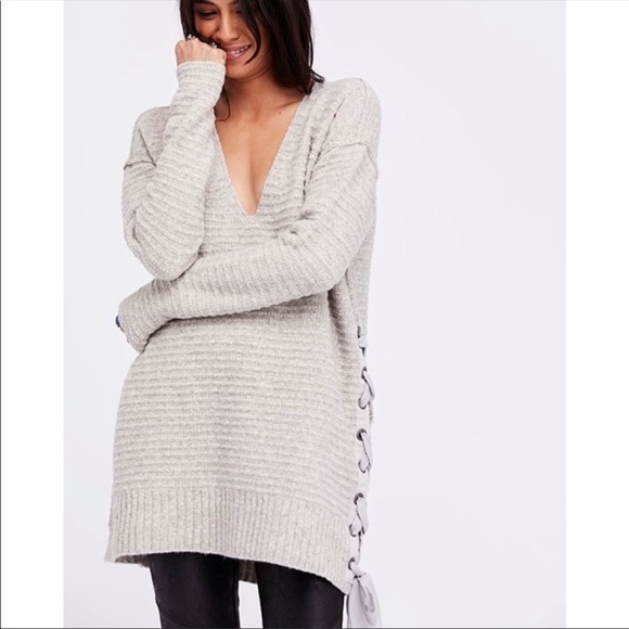 V Neck Side Tie Tunic Sweater Medium 